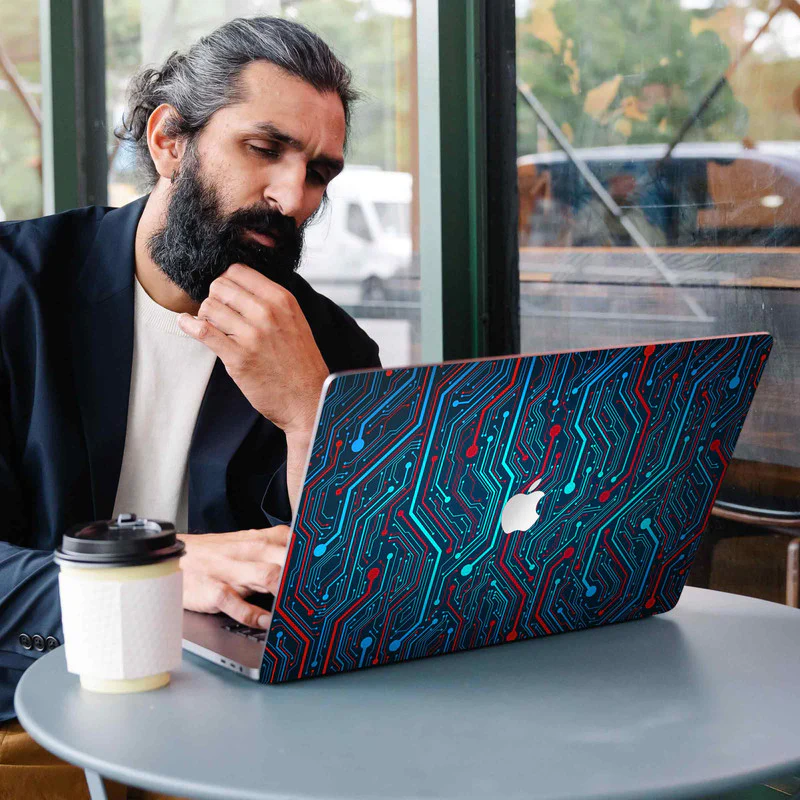 Macbook Circuit 2 Laptop Skin - Image 3